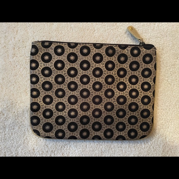 Stephanie Johnson Clutch - Picture 4 of 7